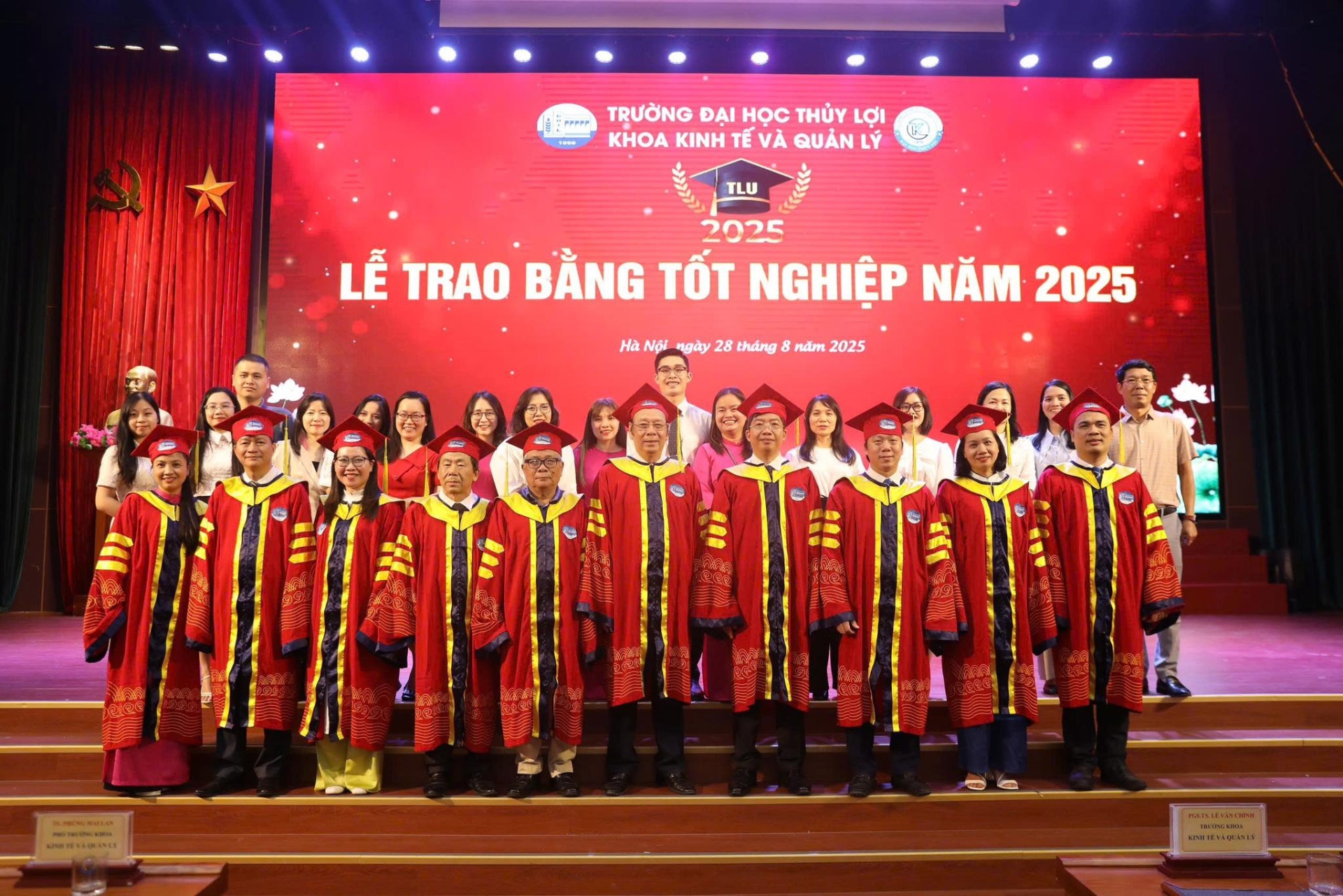Ngành Thương mại điện tử